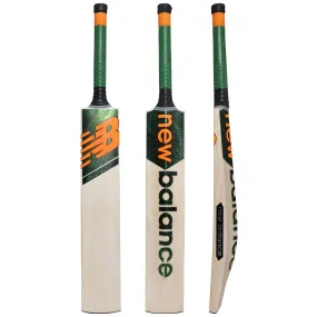 22/23 New Balance DC980 Junior Cricket Bat