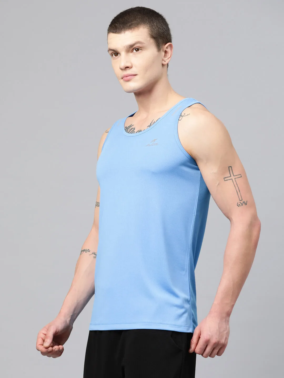 Alcis Men Anti Static Slim Fit T-shirt