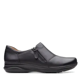 Clarks Appley Zip Black Leather