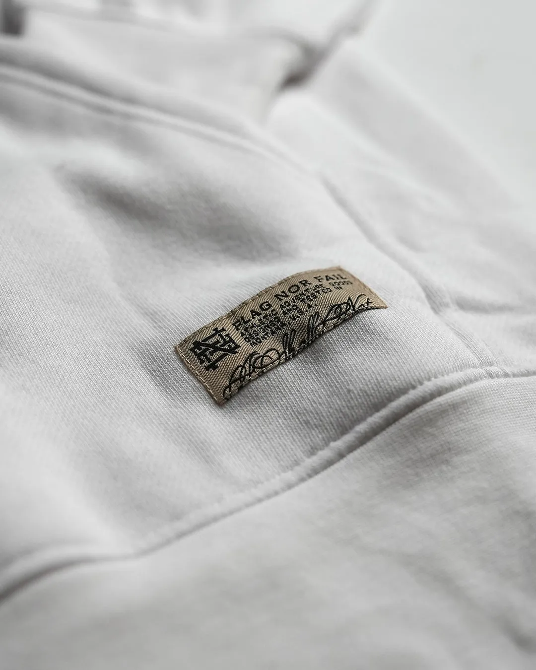 EMBOSSED PULLOVER-WHITE