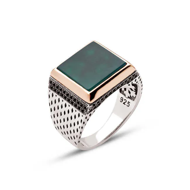 Green Agate Stone Square Silver Men’s Ring Siding Zircons and Teardrop Pattern