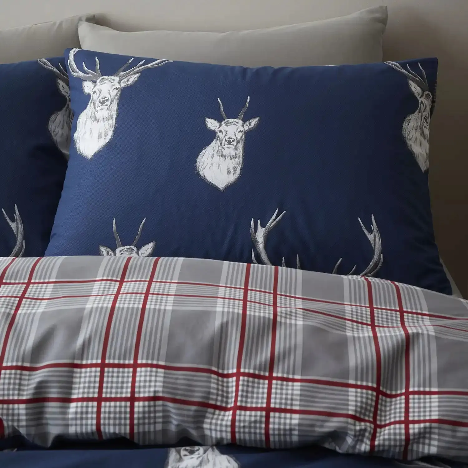 Stag Check Duvet Cover Set With Pillowcases - Navy