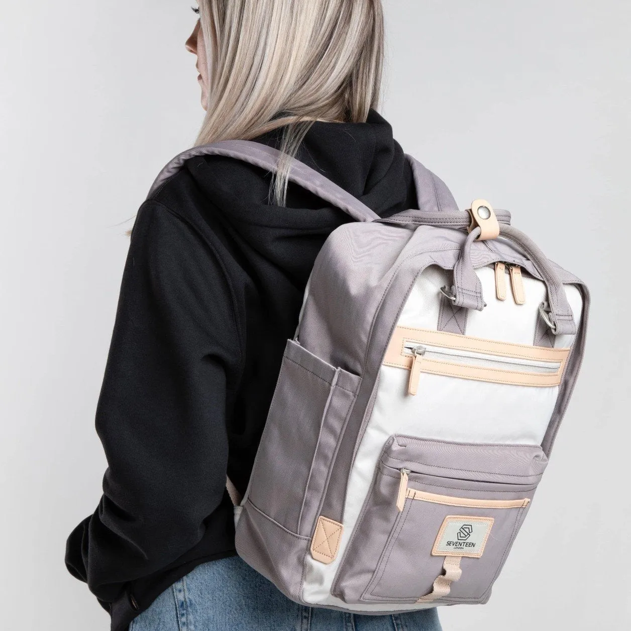 Wimbledon Backpack - Grey with Cream